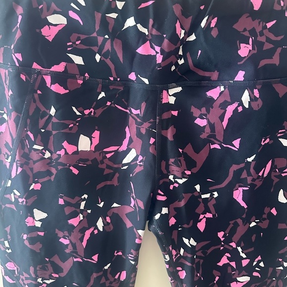 SWEATY BETTY Black & Pink Petal Camo Print POWER WORKOUT 7/8 LEGGINGS S 4/6 - Picture 5 of 5